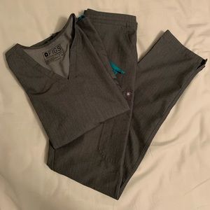 Figs graphite scrub set